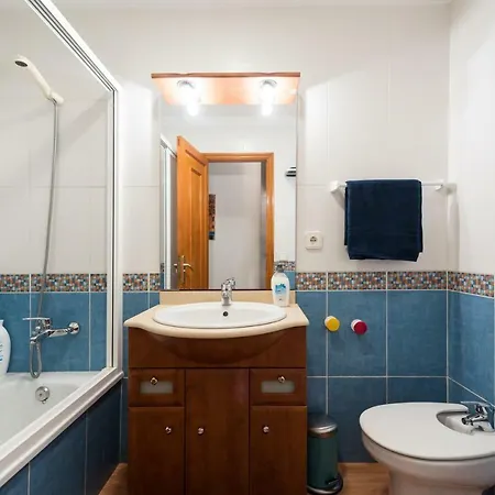 Vivienda Miguel Rosas Apartment *